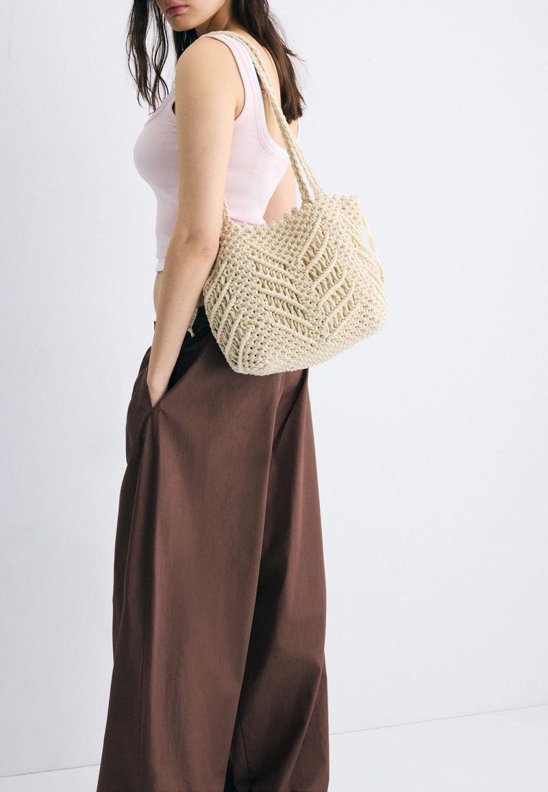 Сумка-шопер крючком с металлизированной нитью