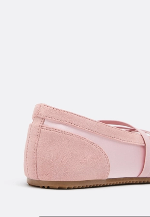 Слипоны‑кеды с перекрещивающимися ремешками- Заказать в России