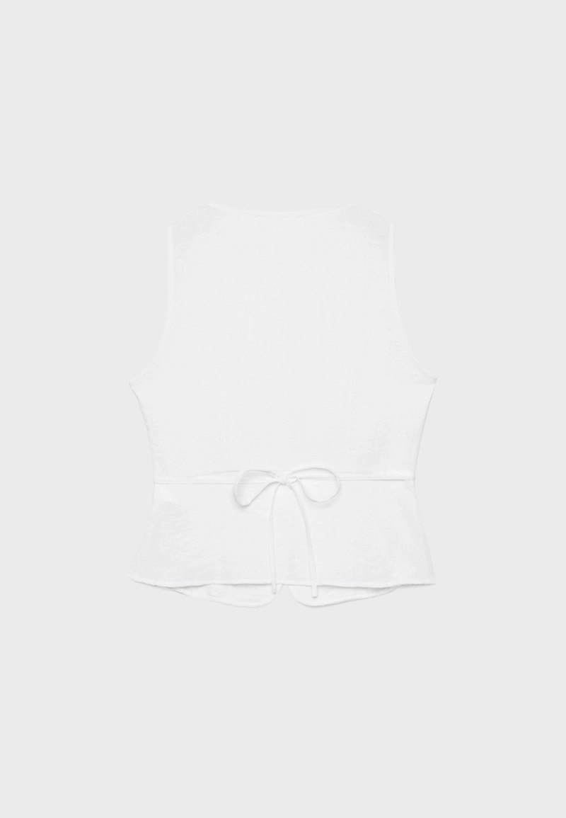 Жилет на пуговицах