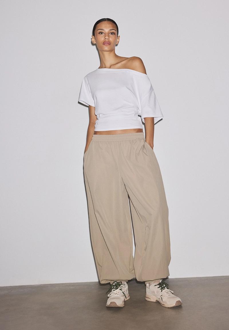 Высокотехнологичные брюки-баллоны