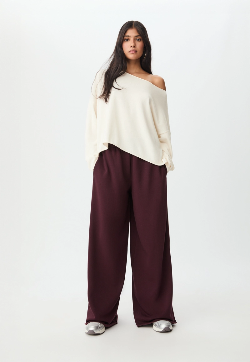 Брюки из футера свободного кроя с кантом