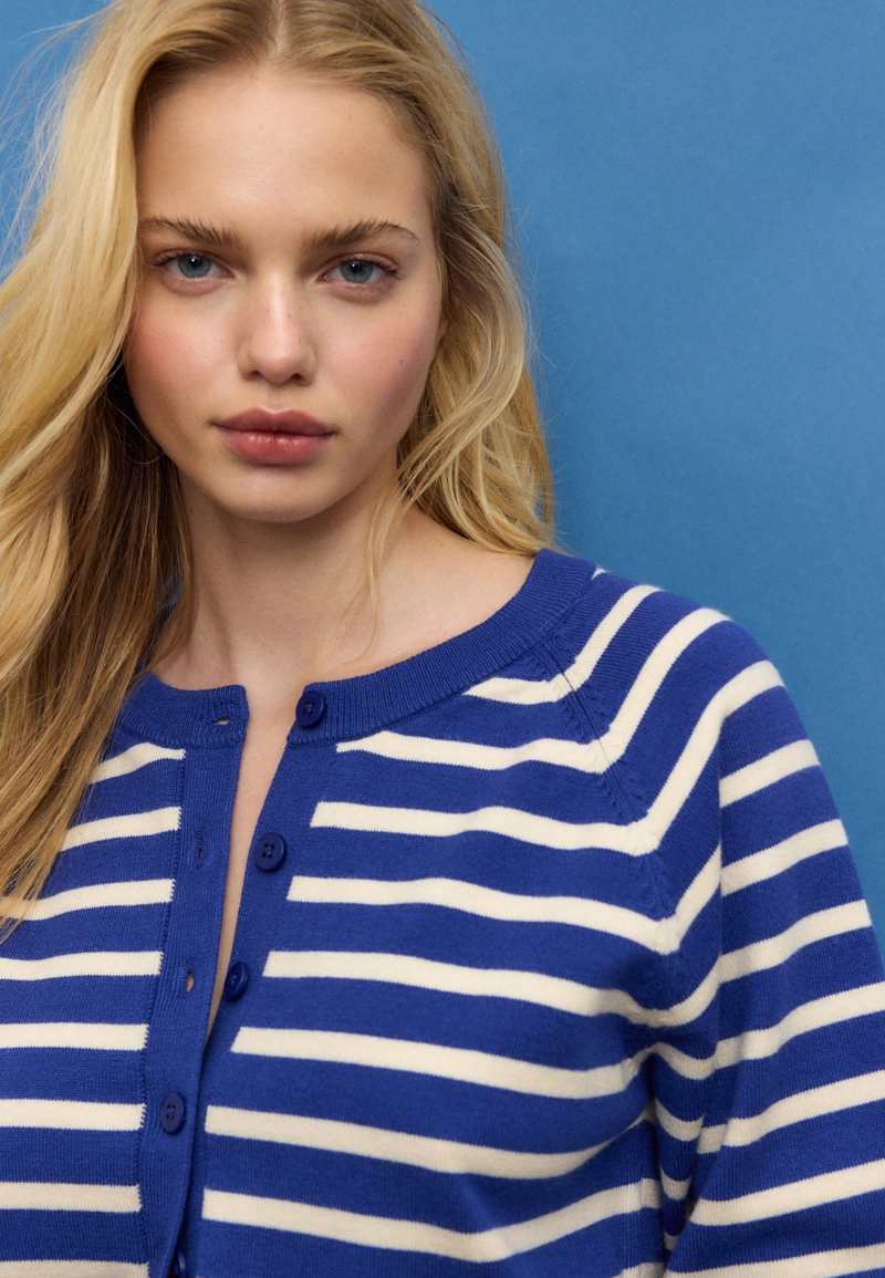 Трикотажный кардиган с пуговицами и рукавами реглан