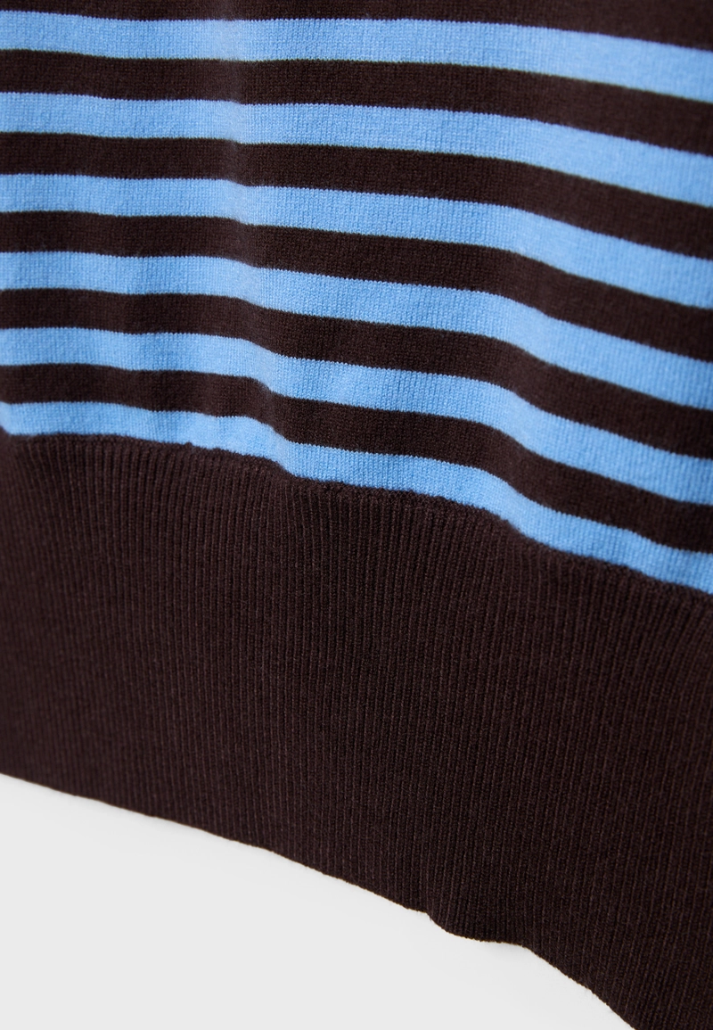 Асимметричный трикотажный свитер