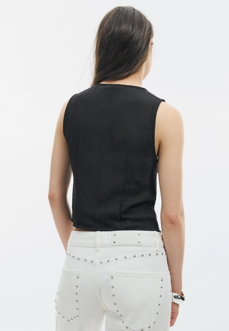 Текстурный топ на пуговицах