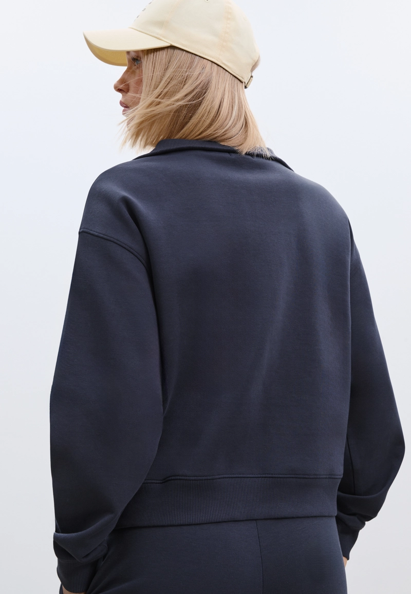 Толстовка с воротником-стойкой на молнии