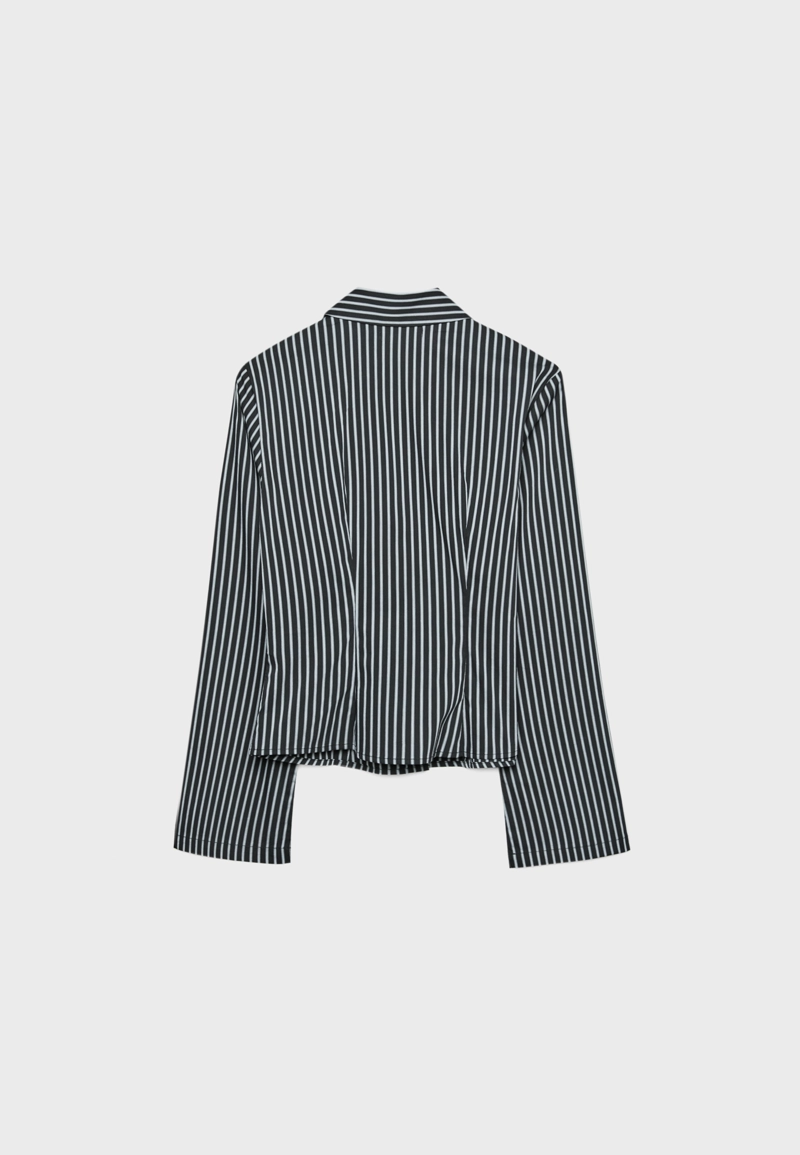 Приталенная рубашка