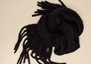 Однотонный базовый шарф- Заказать в России