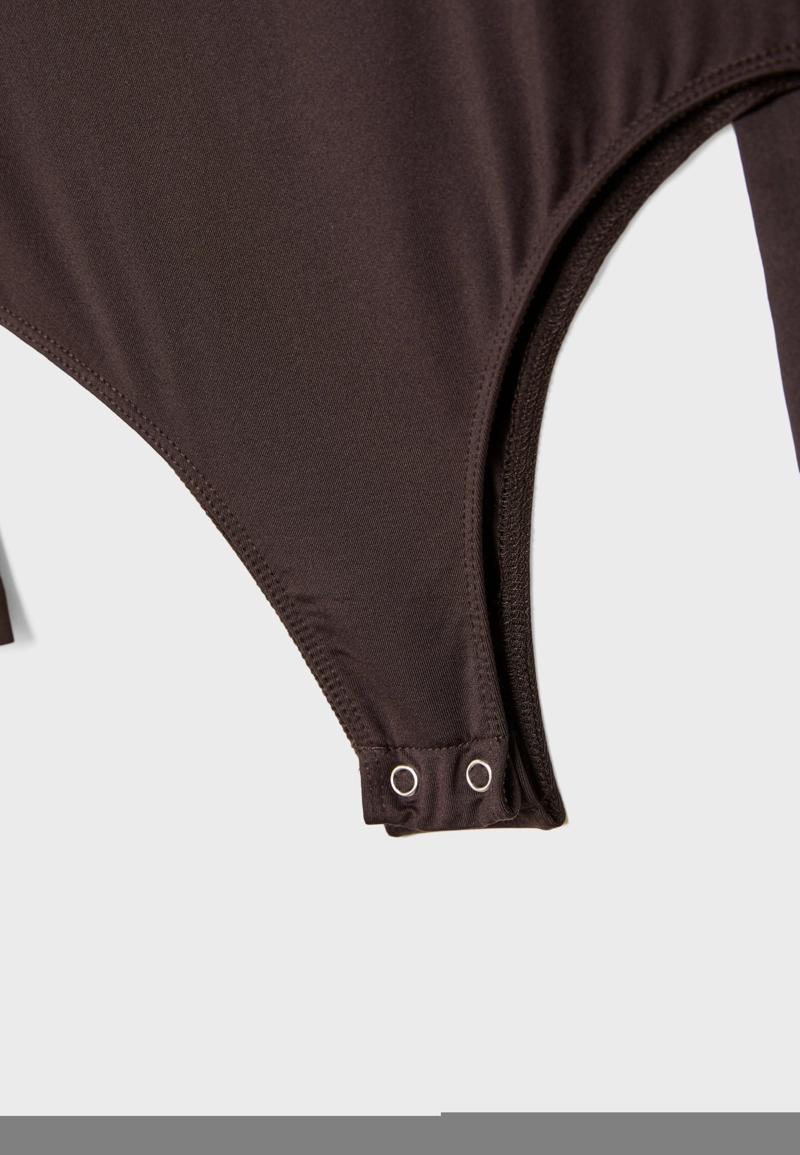 Боди из полиамида с квадратным вырезом