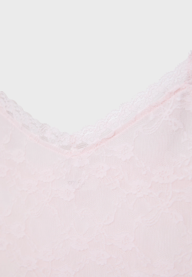 Топ на бретелях с кружевом