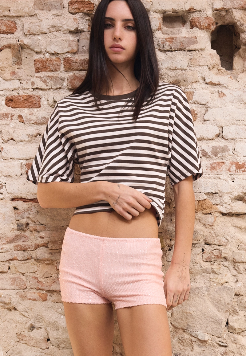 Мини-шорты с пайетками