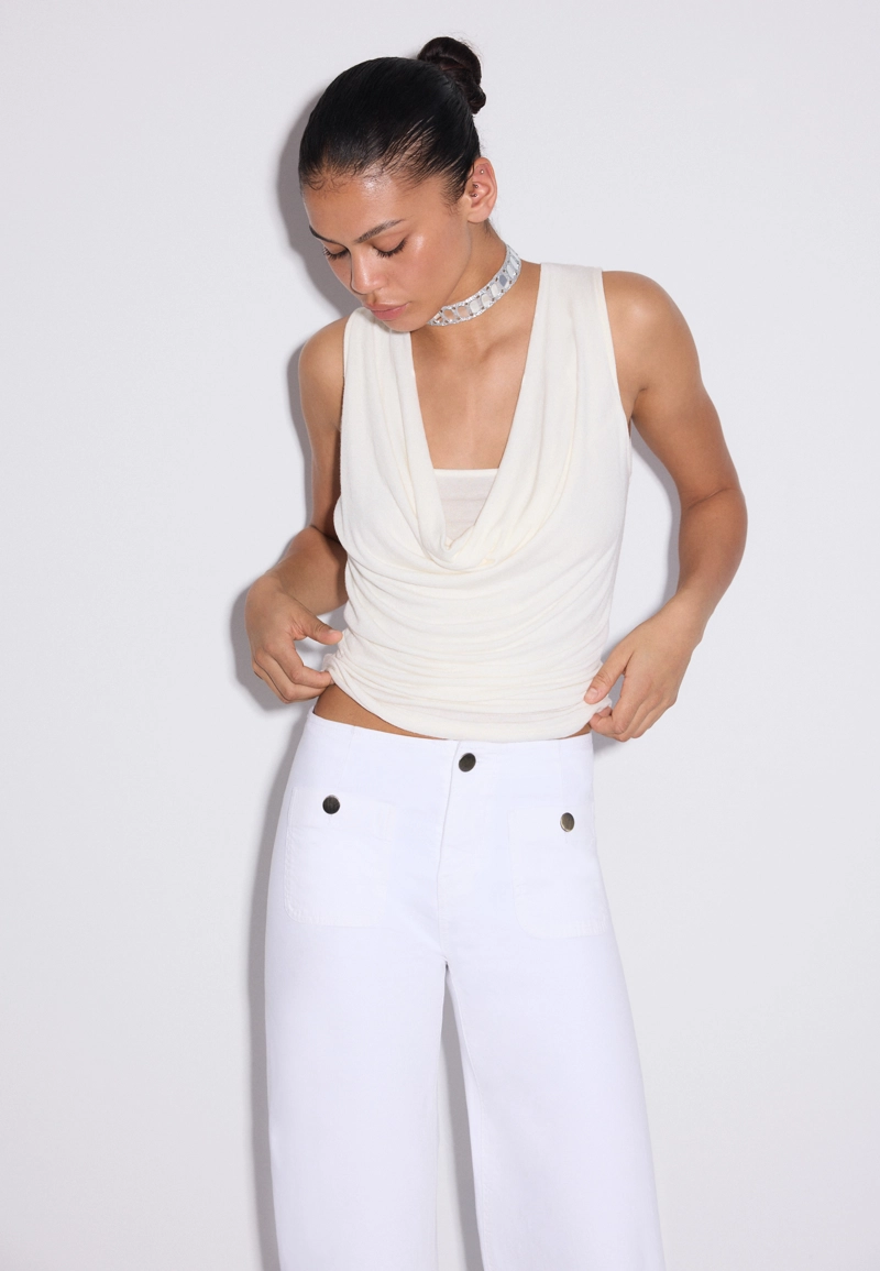 D77 Брюки в минималистичном стиле с карманами