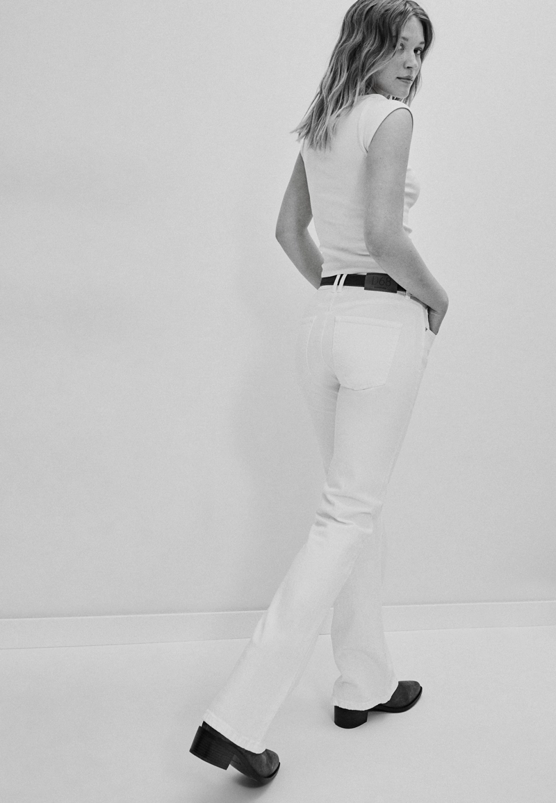 Расклешенные джинсы D68 с поясом