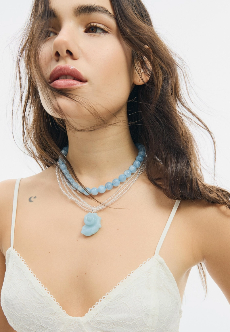 Набор из 2 ожерелий с бусинами и ракушками