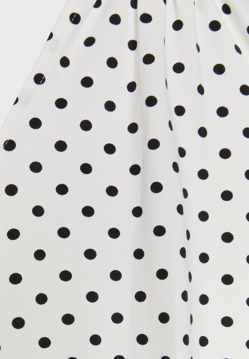 Платье с горловиной халтер