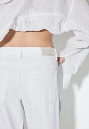 Джинсы D91 из твила с низкой посадкой и широкими штанинами- Заказать в России