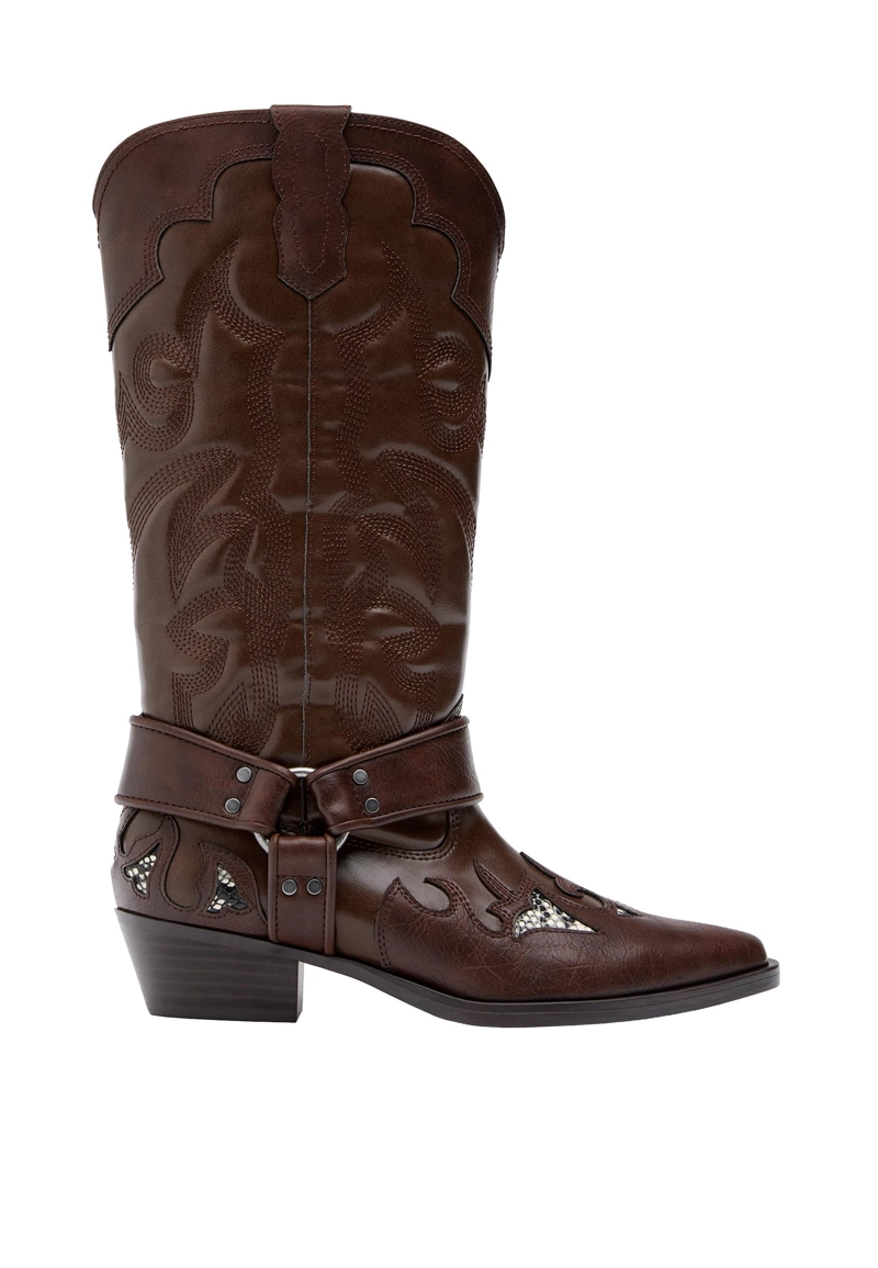 Ковбойские сапоги с анималистическим принтом