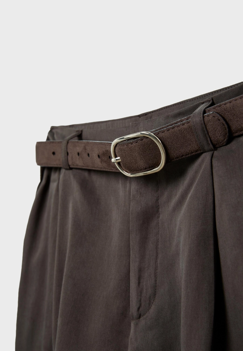 Свободные шорты с поясом