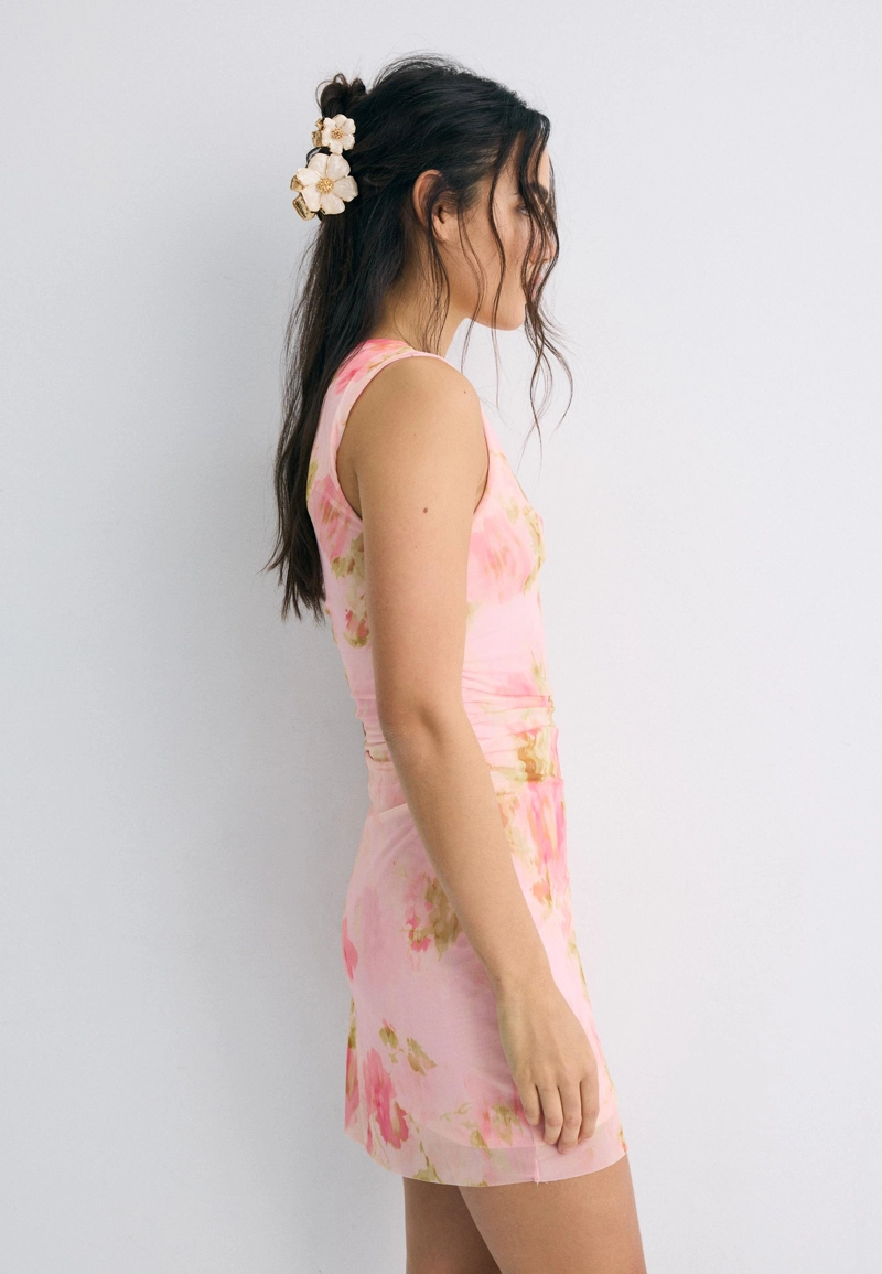 Приталенное платье с цветочным принтом