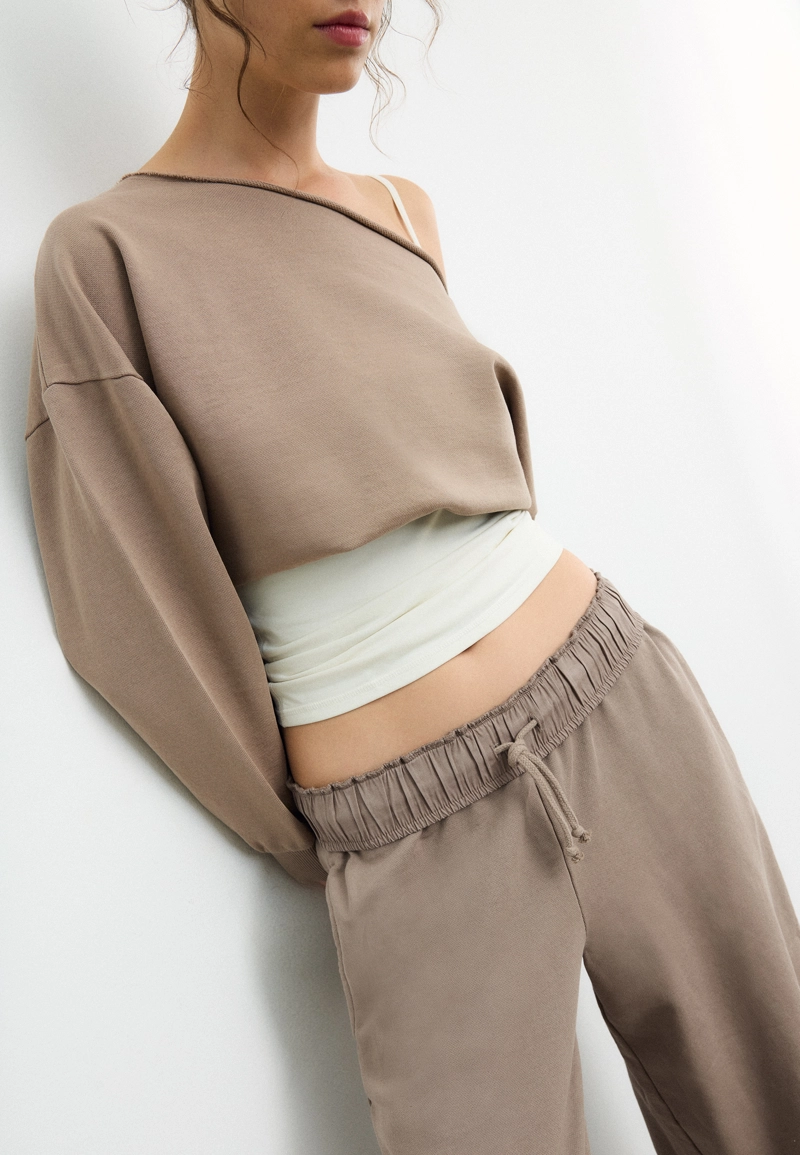 Брюки-джоггеры прямого кроя с эффектом потертости