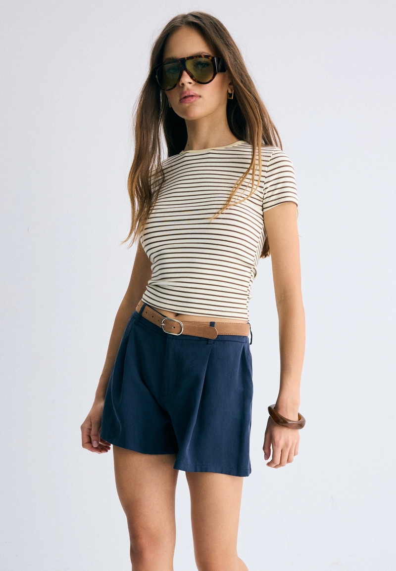 Свободные шорты с поясом