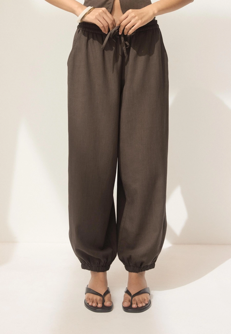 Шаровары из льняной ткани