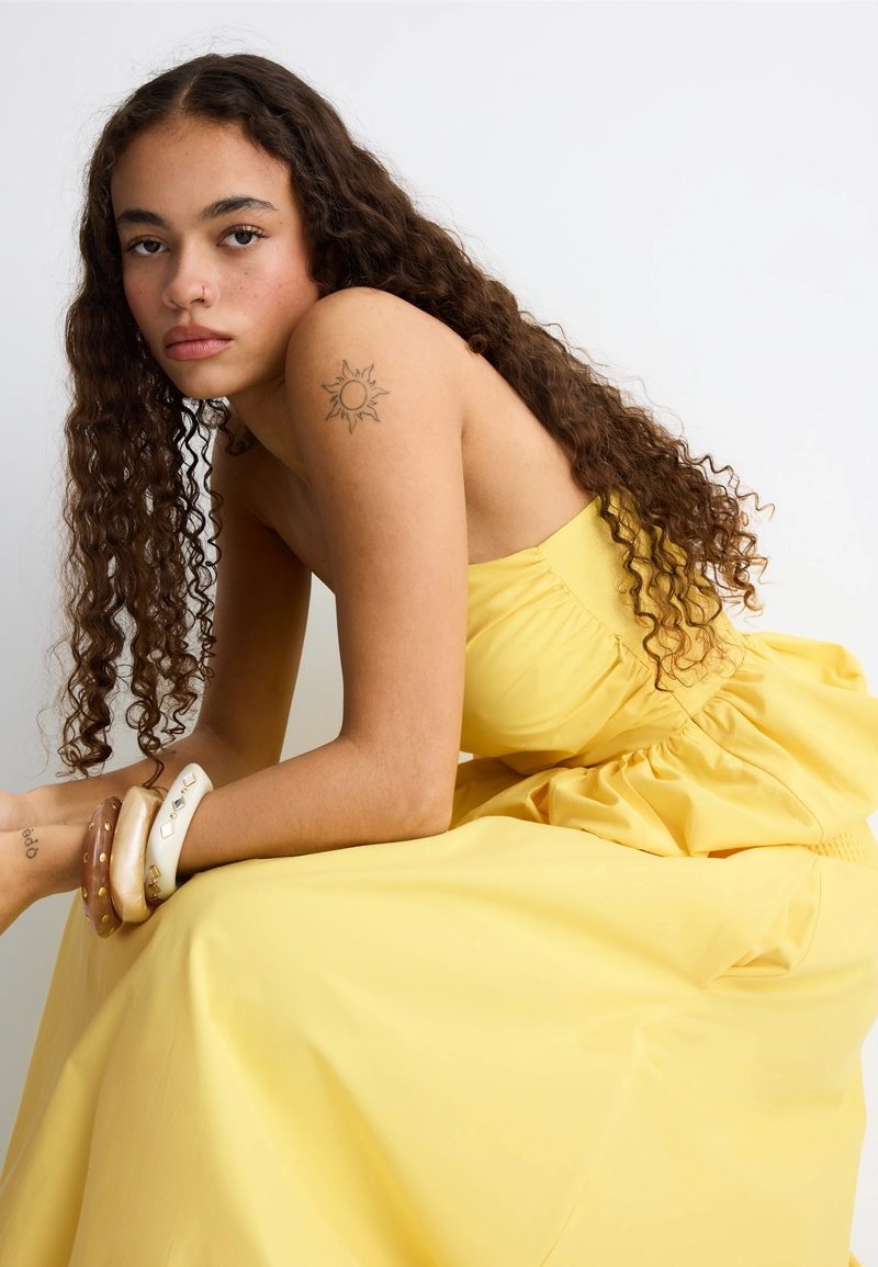 Топ-бюстье с объемным низом