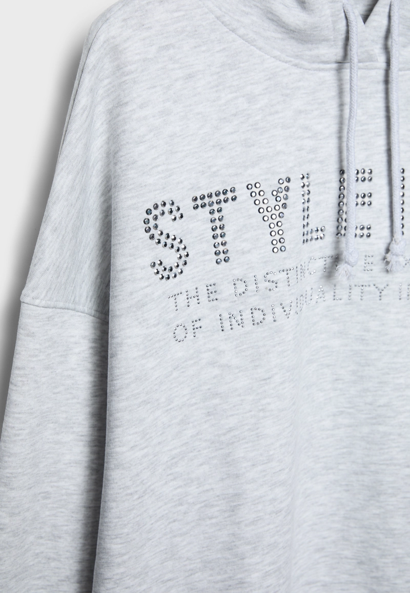 Толстовка с капюшоном и блестящей отделкой