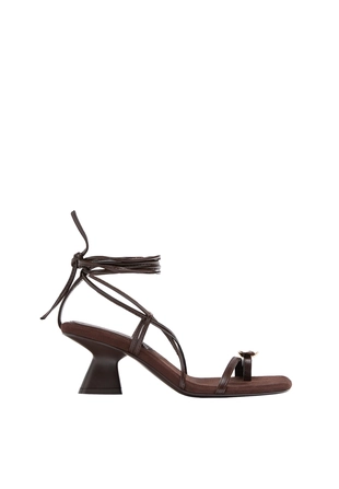 Босоножки на каблуке с ремешками- Заказать в России