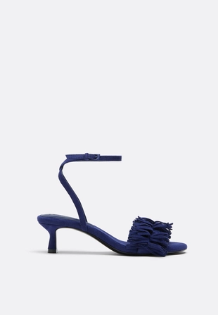 Босоножки из искусственной кожи с бахромой- Заказать в России