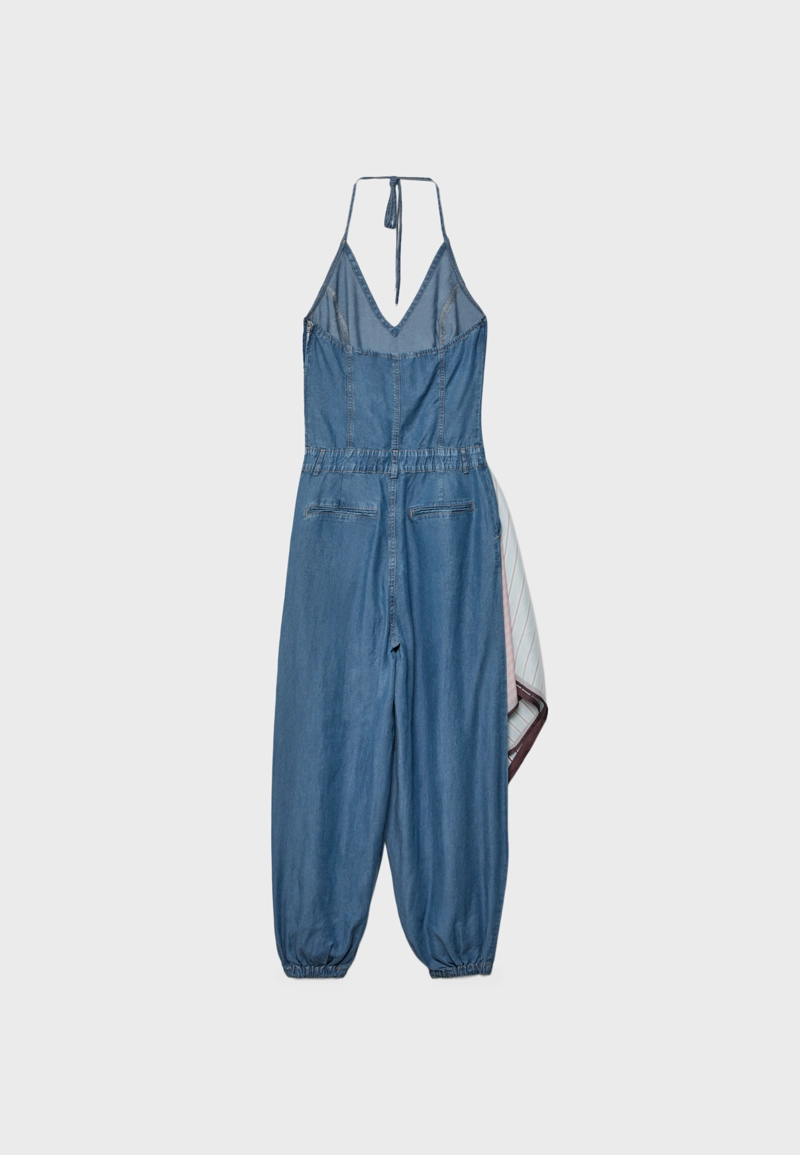 Джинсовый комбинезон с горловиной халтер и платком