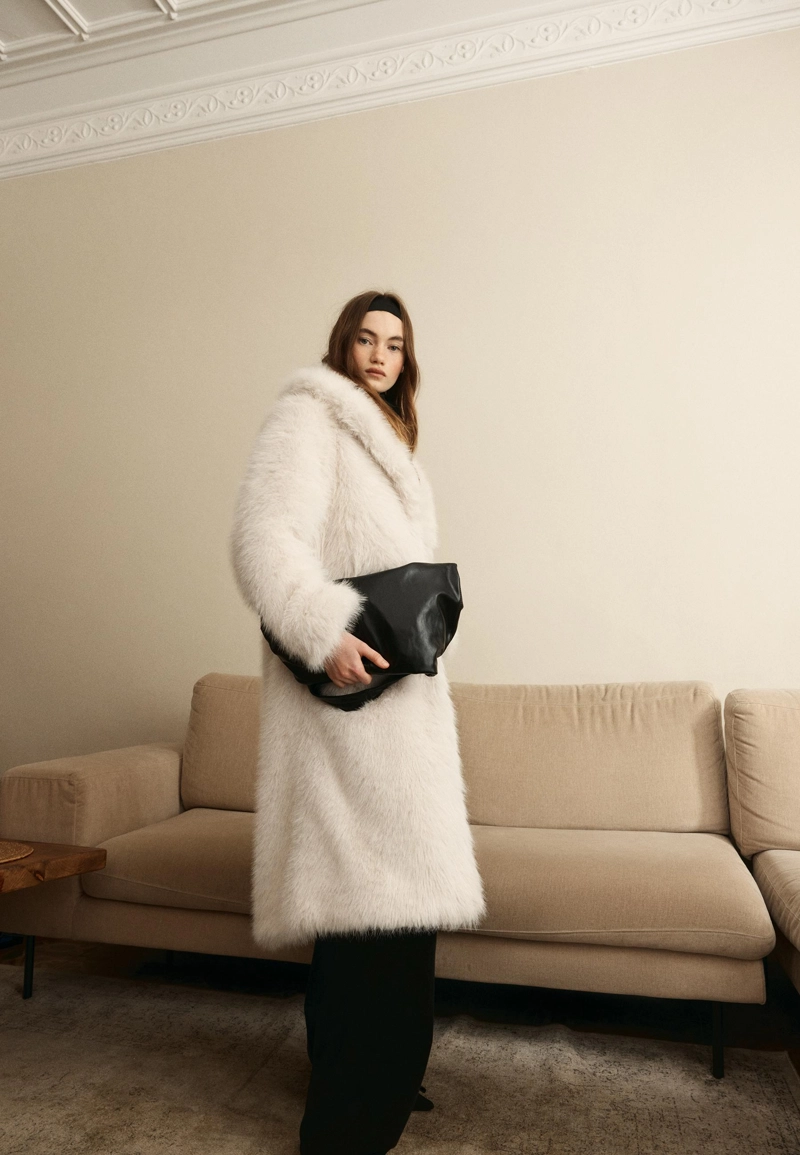 Сумка на плечо на молнии