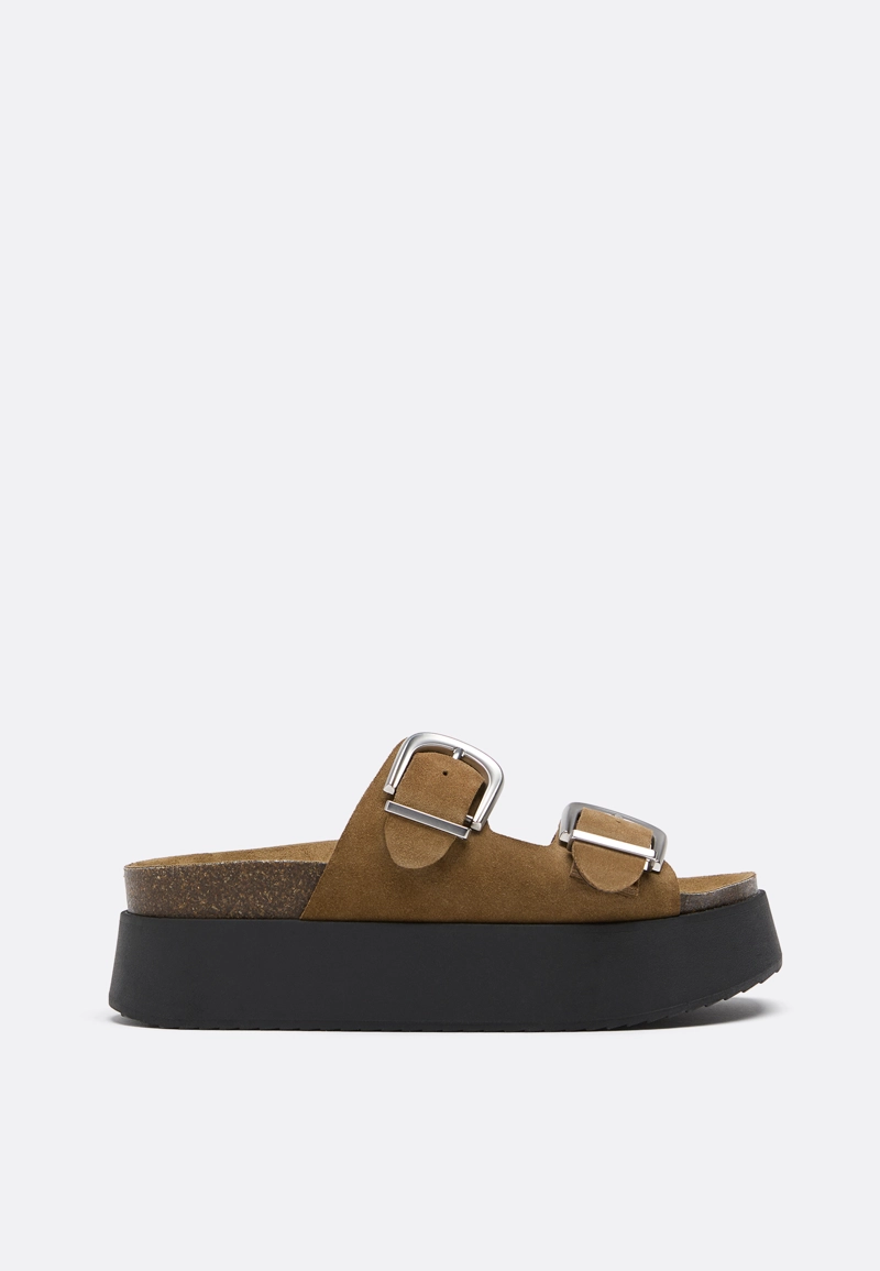 Кожаные сандалии на платформе с пряжками