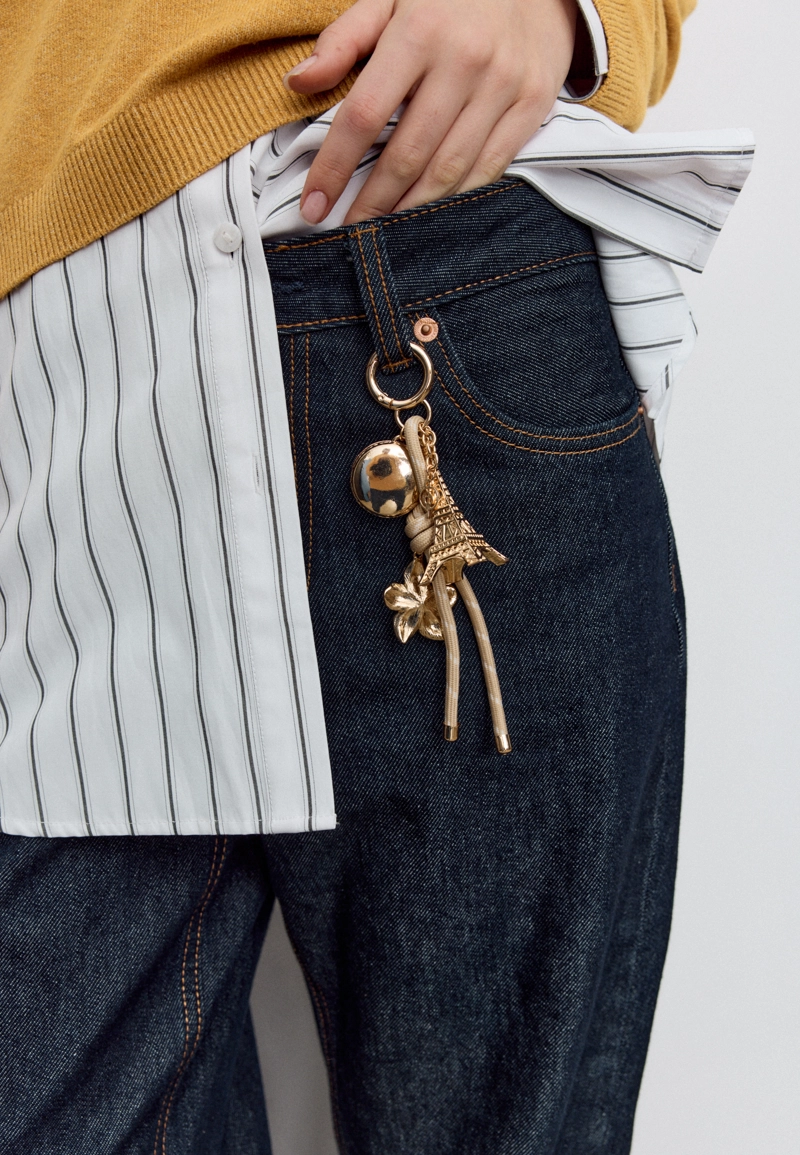 Брелок-подвеска Эйфелева башня и макаруны