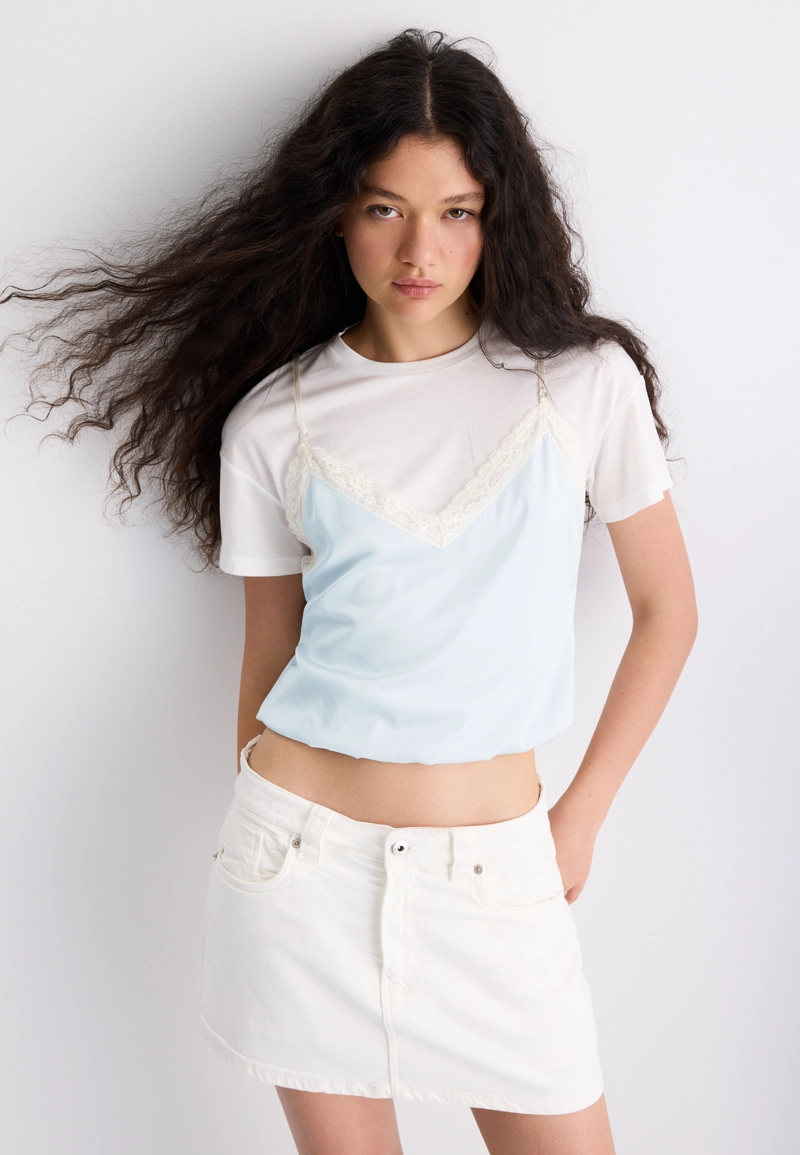 Футболка с двойным топом в бельевом стиле