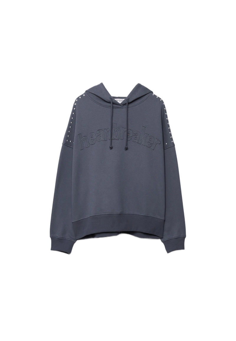 Толстовка с капюшоном, вышивкой и заклепками