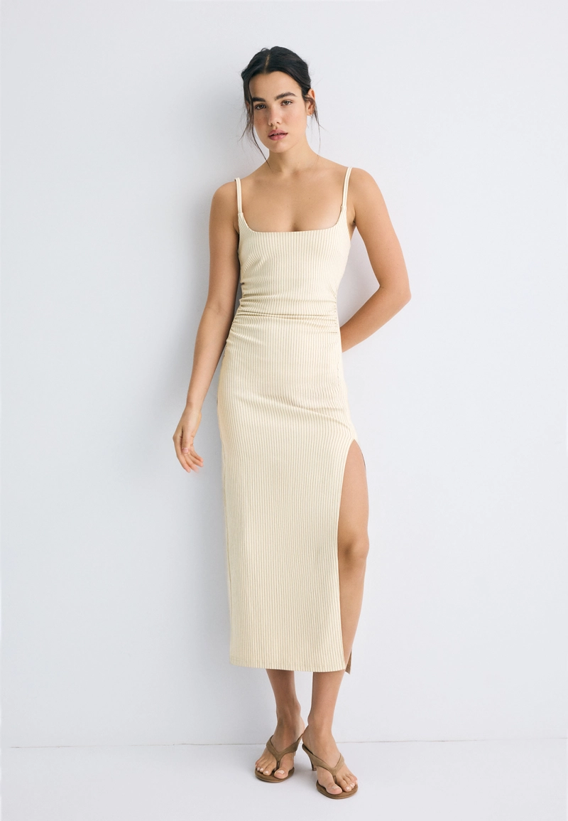 Платье миди из бенгалина с квадратным вырезом