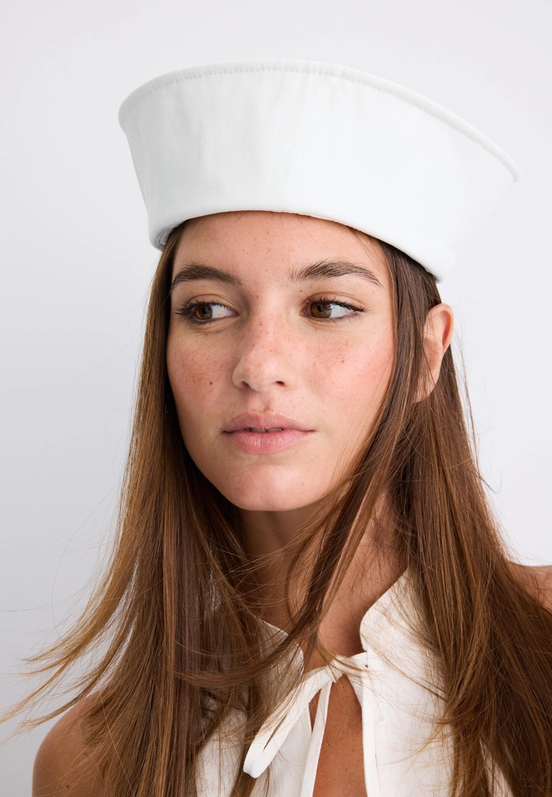 Круглая матросская шапка