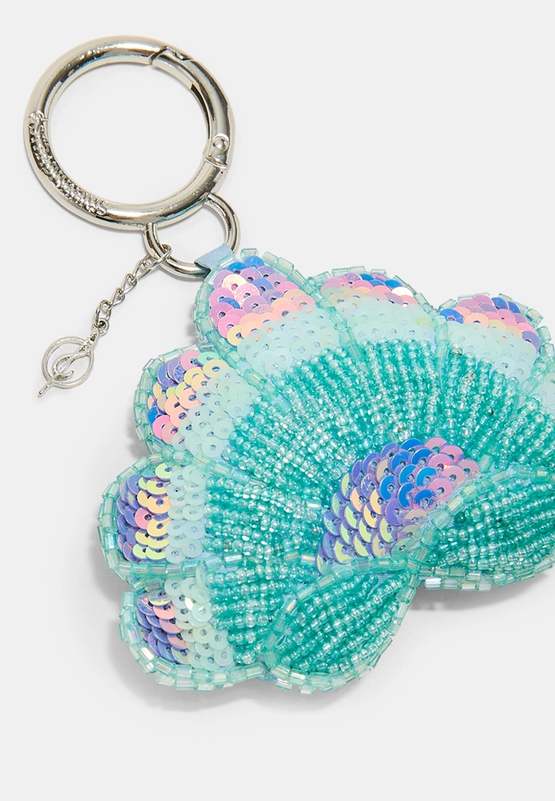 Брелок с подвеской в виде украшенной морской раковины