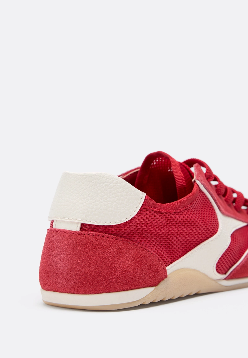 Кроссовки из сетки с кожаными деталями