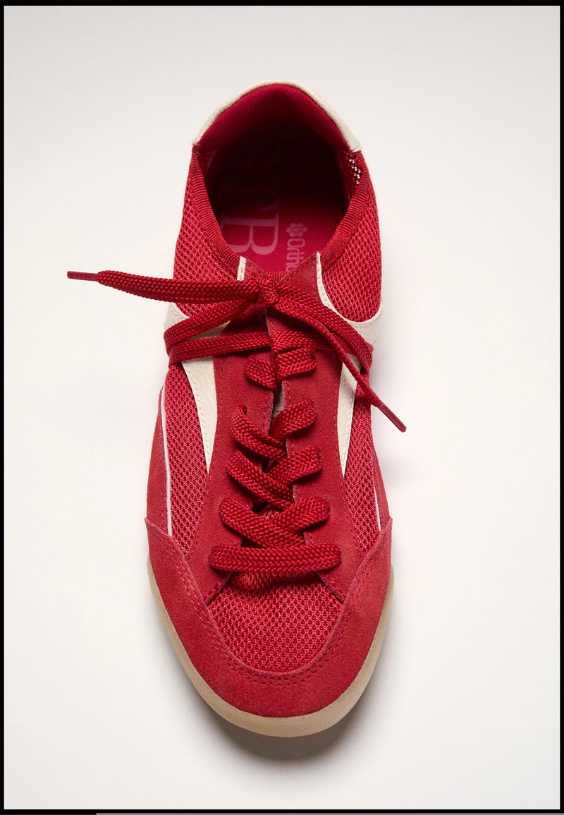 Кроссовки из сетки с кожаными деталями