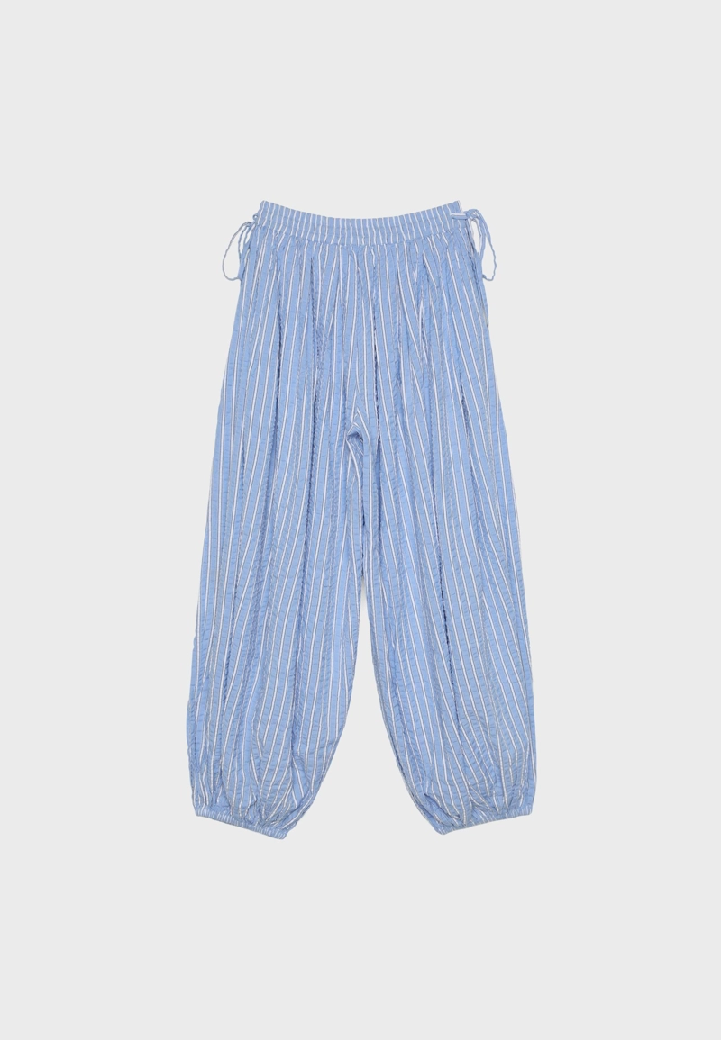 Брюки-баллоны в полоску