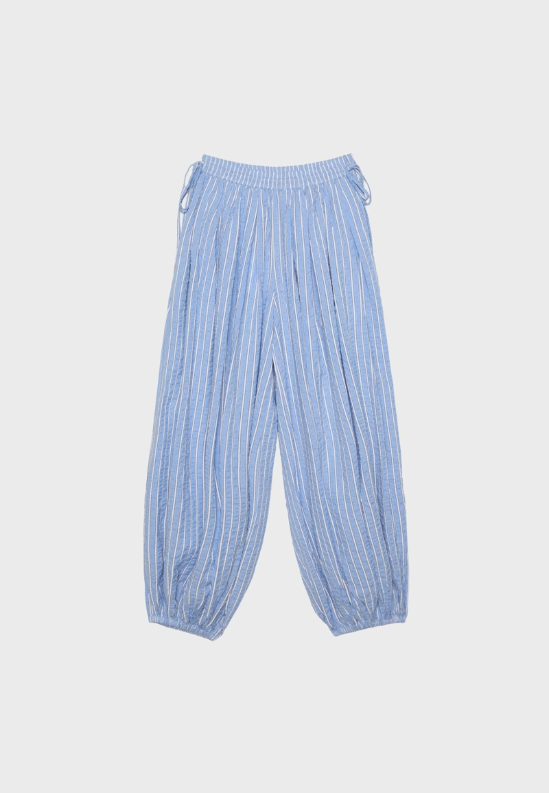 Брюки-баллоны в полоску