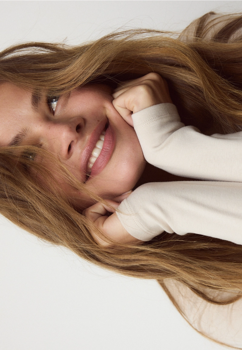 Базовая футболка с длинными рукавами