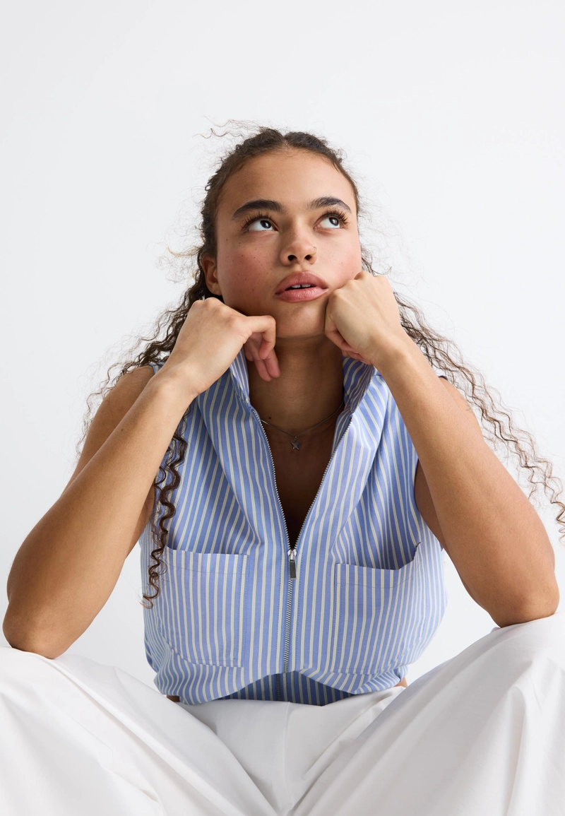 Рубашка без рукавов с молнией