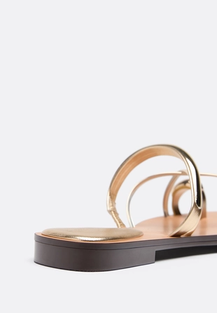 Сандалии с декором на плоской подошве- Заказать в России