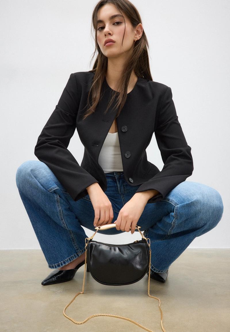 Мини-сумка с металлической ручкой