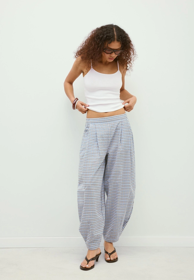 Брюки barrel свободного кроя