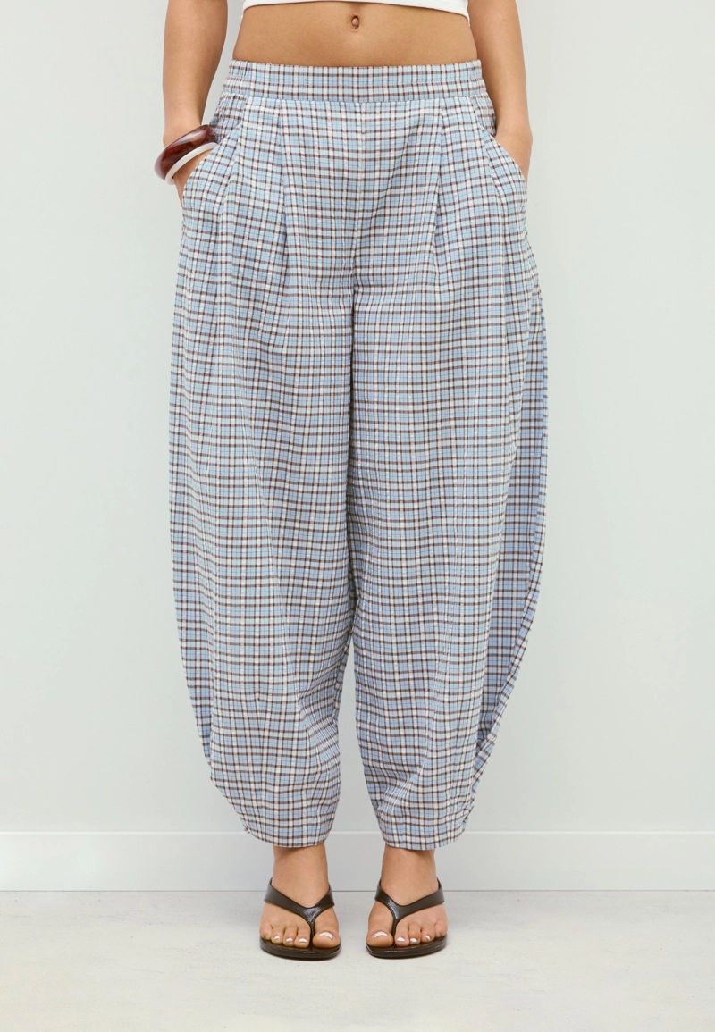 Брюки barrel свободного кроя