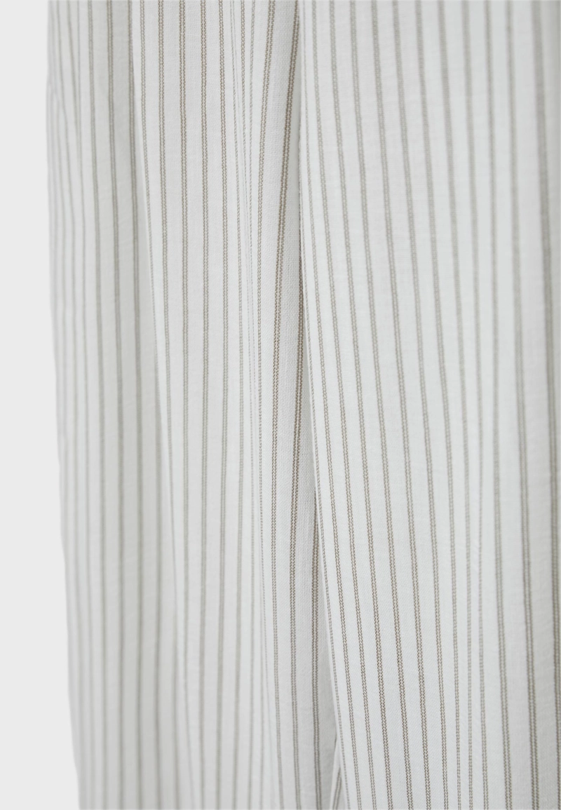 Брюки barrel свободного кроя