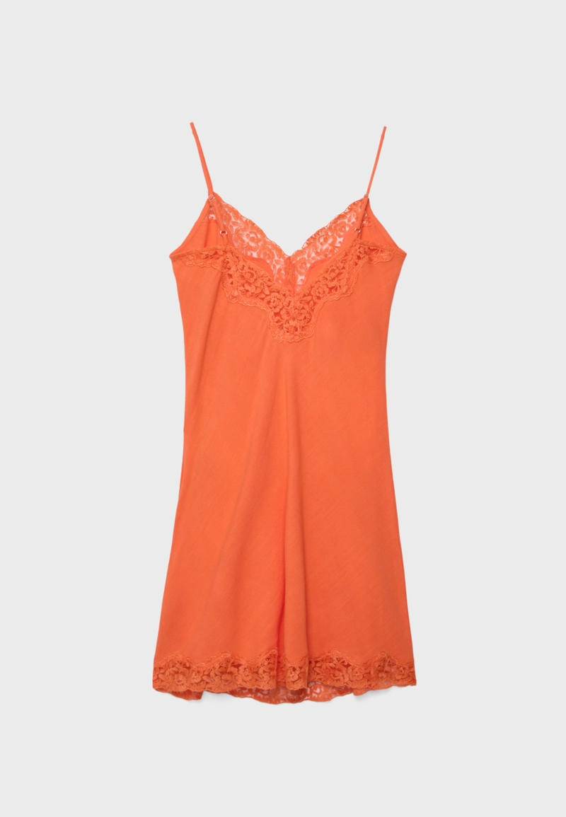 Короткое платье из кружева в стиле рустик